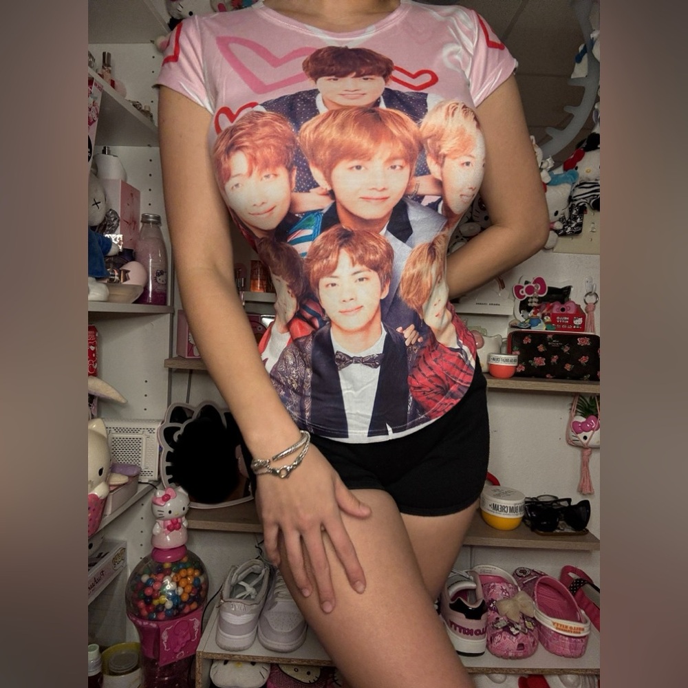 Pink BTS T-shirt #Kpop